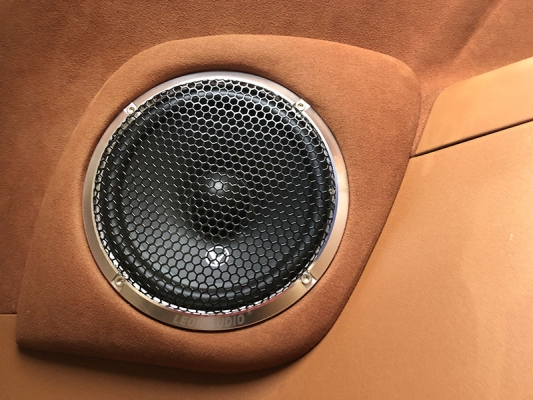 赤峰塞納改裝店地址電話號碼-第1張圖片