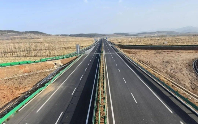 平泉到赤峰的拼車電話號碼-第1張圖片