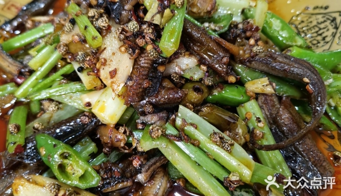 赤峰美食小鎮(zhèn)電話多少號啊-第1張圖片