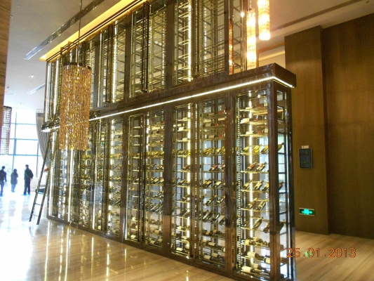 赤峰金屬酒柜廠家電話號(hào)碼-第1張圖片