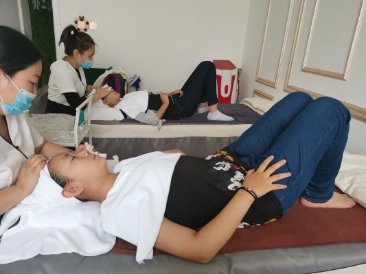 赤峰市皮膚護(hù)理中心電話號(hào)碼-第1張圖片