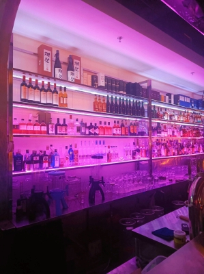 赤峰靜吧駐唱招聘電話號碼-第1張圖片