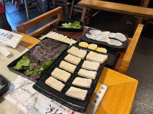 赤峰市紅山牛肉館電話號(hào)碼-第1張圖片