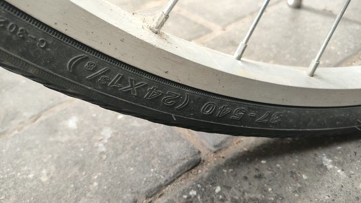 赤峰附近電動(dòng)門維修電話號(hào)碼-第1張圖片