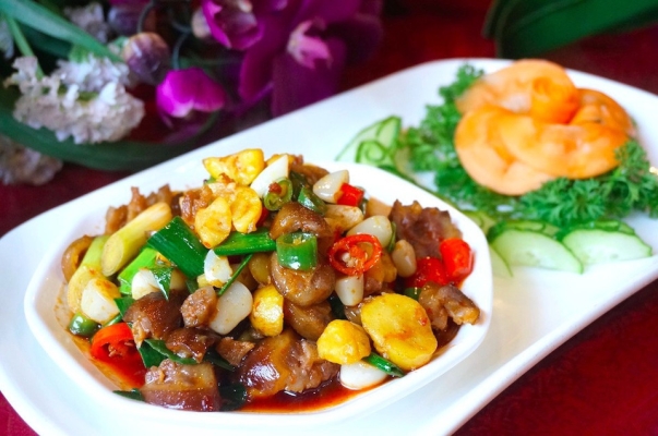 赤峰商家匯宴會廳電話號碼-第1張圖片