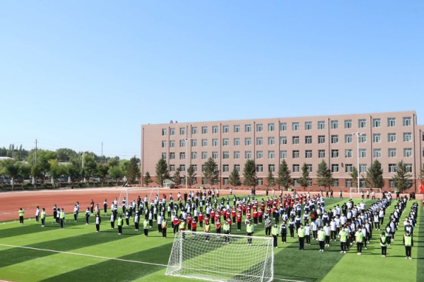 赤峰衛(wèi)生學(xué)校招生電話號碼-第1張圖片