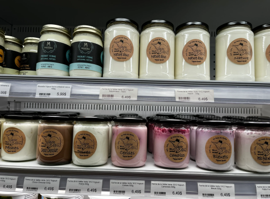 赤峰探店酸奶店電話地址查詢-第1張圖片