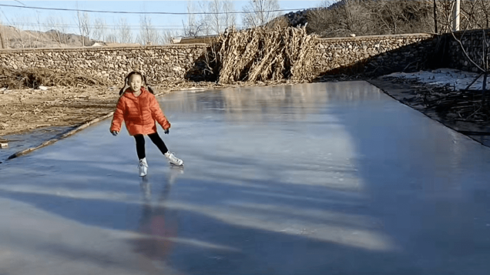 赤峰紅山溜冰場(chǎng)電話號(hào)碼-第1張圖片