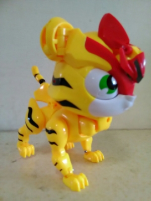 赤峰變形玩具專賣店電話號碼-第1張圖片