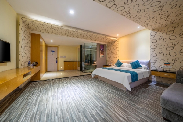 赤峰解放路酒店地址電話號(hào)碼-第1張圖片