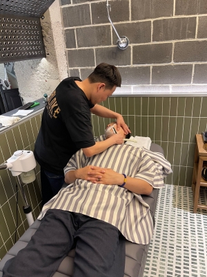 修面理發(fā)店赤峰店電話(huà)號(hào)碼-第1張圖片