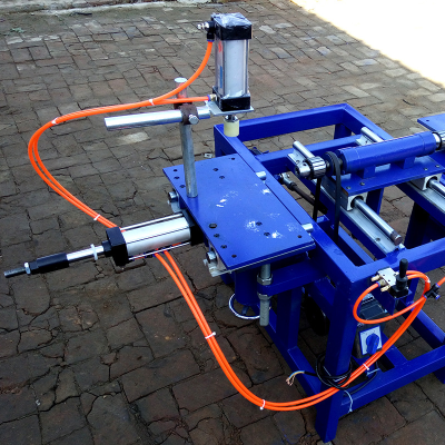 內(nèi)蒙赤峰木工機(jī)械城電話號(hào)碼-第1張圖片