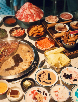 赤峰重慶火鍋鹵味店電話是多少-第1張圖片