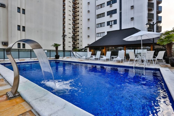 赤峰維多利亞廣場(chǎng)電話號(hào)碼-第1張圖片