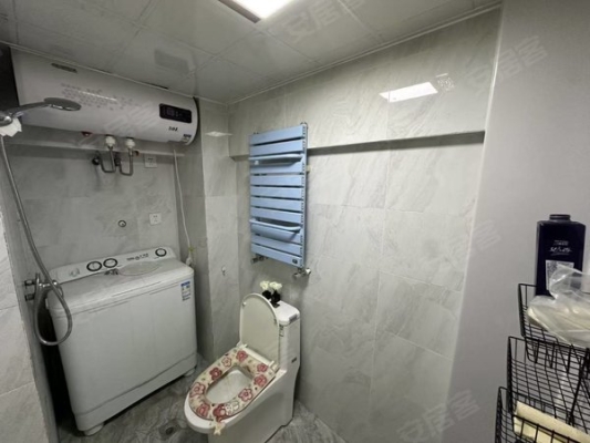 赤峰新城領(lǐng)寓11樓電話號(hào)碼-第1張圖片