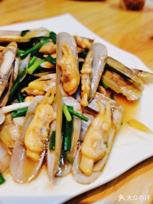 赤峰霞姐海鮮燒烤地址電話號碼-第1張圖片