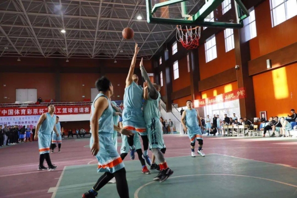 赤峰籃球工廠招聘網(wǎng)電話號碼-第1張圖片