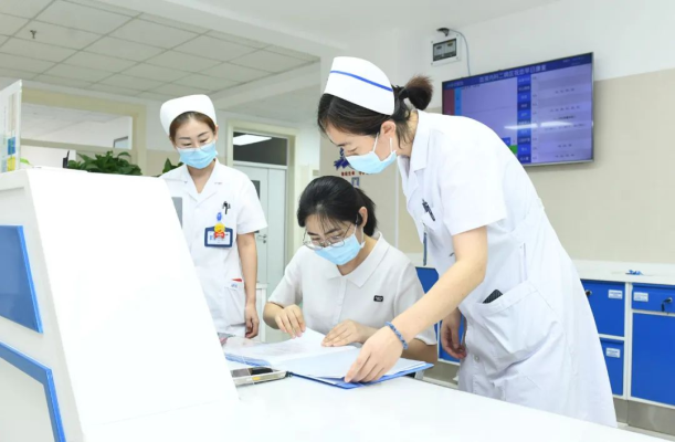 赤峰附屬醫(yī)院檢驗(yàn)科電話號(hào)碼-第1張圖片