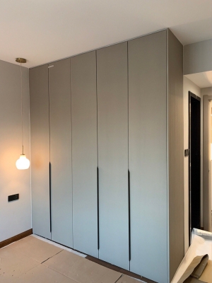 赤峰通頂衣柜廠家電話號碼-第1張圖片