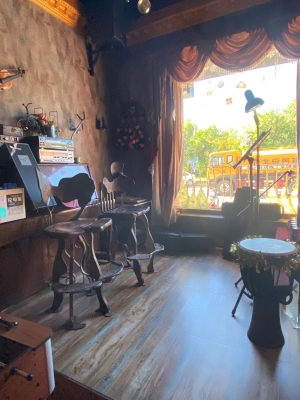 赤峰隱秘?zé)倦娫挼刂凡樵兲柎a-第1張圖片