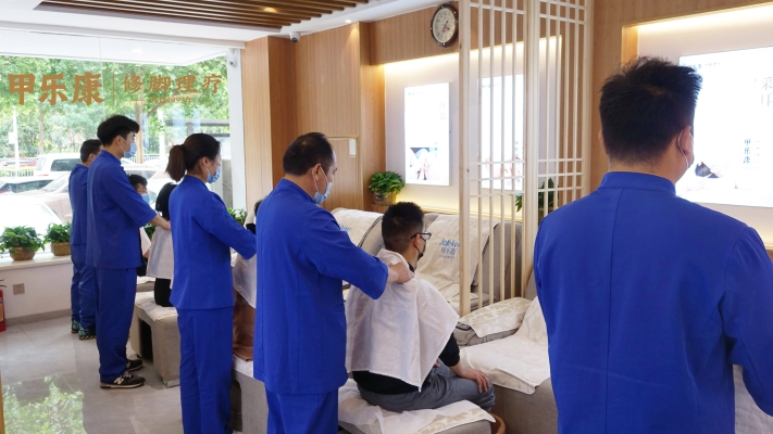 赤峰趙師傅足療老板電話號(hào)碼-第1張圖片