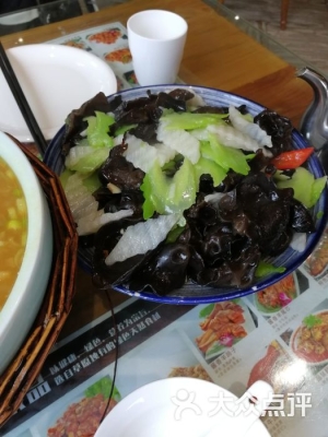 赤峰老三骨頭館地址電話號碼-第1張圖片