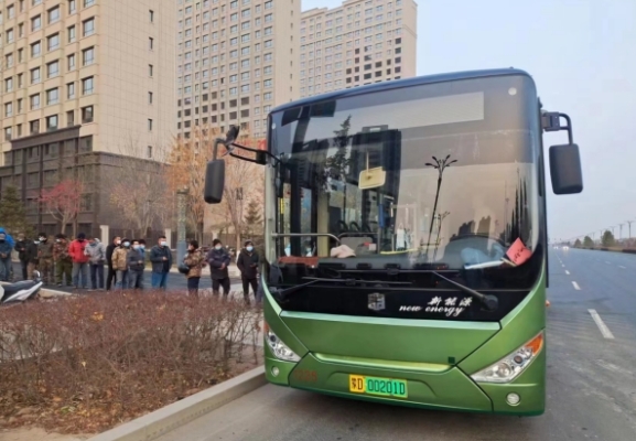 赤峰公交車(chē)乘客投訴電話(huà)是多少-第1張圖片