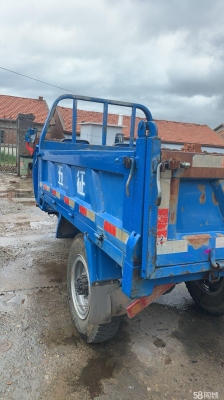 赤峰同城快遞的電話-第1張圖片