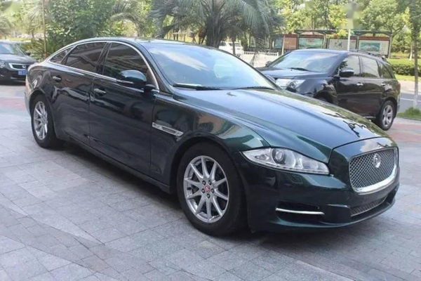 赤峰剮蹭奔馳電話號(hào)碼查詢-第1張圖片