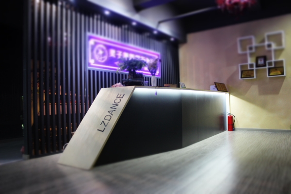 赤峰舞蹈培訓團購群電話號碼-第1張圖片