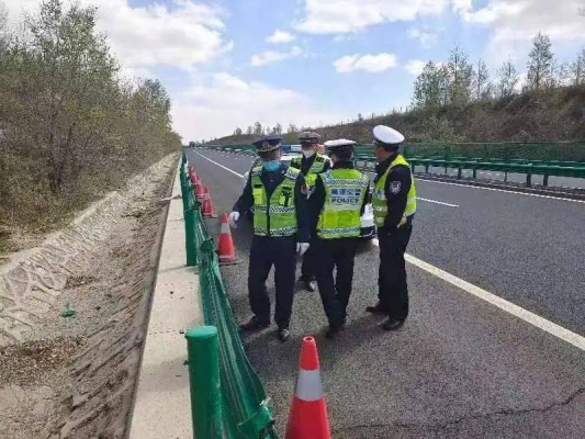 丹錫高速赤峰段服務(wù)電話號(hào)碼-第1張圖片