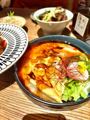 赤峰哪有豬肘子店啊電話號(hào)碼-第1張圖片