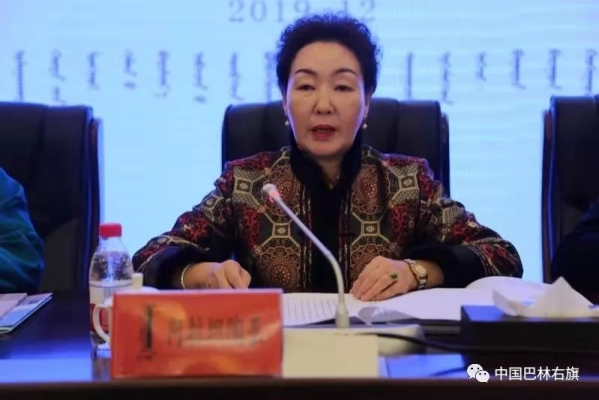 赤峰市蒙古服飾租借電話地址-第1張圖片