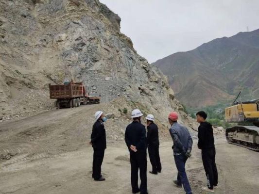 赤峰市馬家梁班車電話號碼-第1張圖片