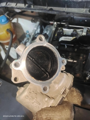 赤峰清洗汽車節(jié)氣門電話號碼-第1張圖片