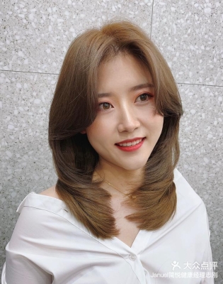 赤峰初戀發(fā)型店電話多少號-第1張圖片