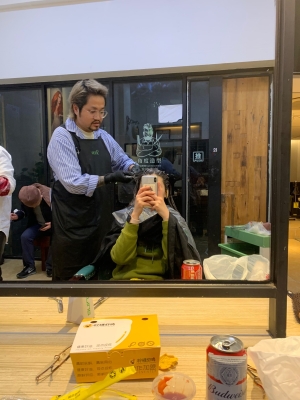 赤峰長(zhǎng)發(fā)剪短發(fā)店電話地址查詢-第1張圖片