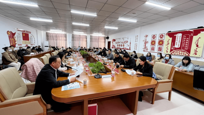 赤峰海關(guān)食堂招聘電話是多少號-第1張圖片