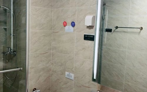 赤峰裝修師父是誰(shuí)啊電話(huà)多少-第1張圖片