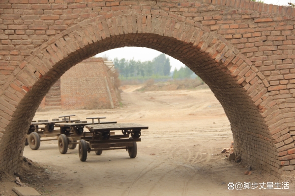 內(nèi)蒙赤峰土窯磚廠電話多少號(hào)-第1張圖片