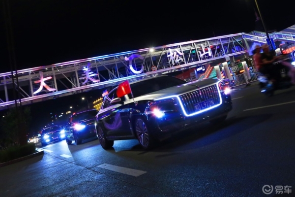 赤峰婚禮攝影車隊(duì)電話號(hào)碼查詢-第1張圖片