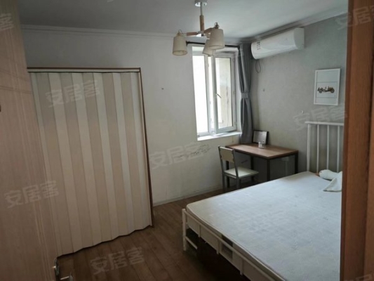 赤峰市龍錦酒店電話號碼-第1張圖片